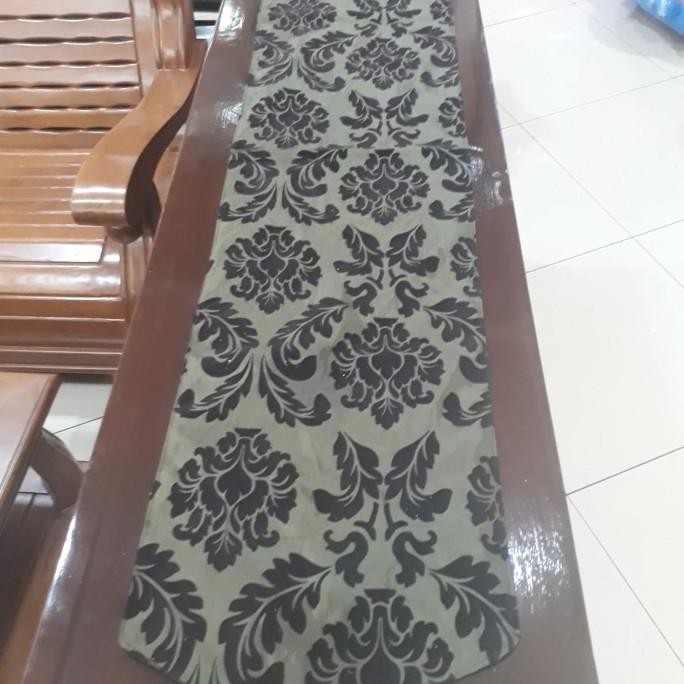 table runner