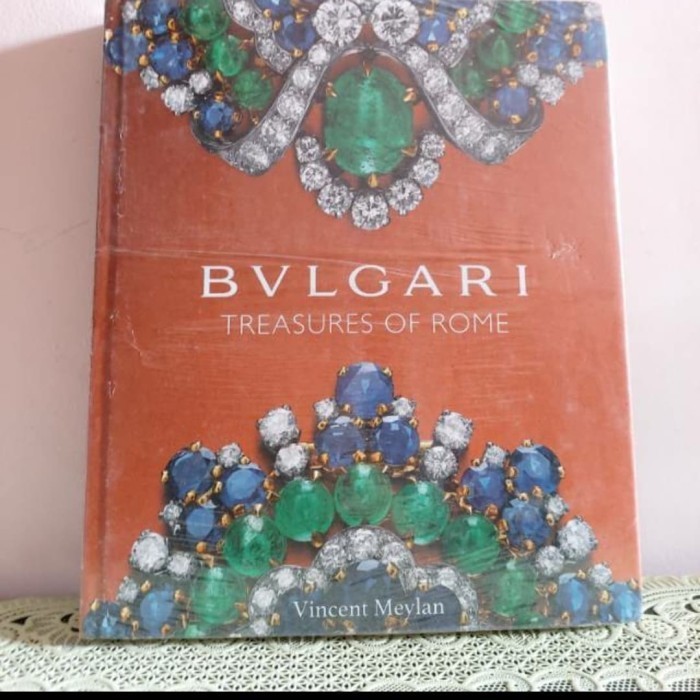 

Buku Bvlgari