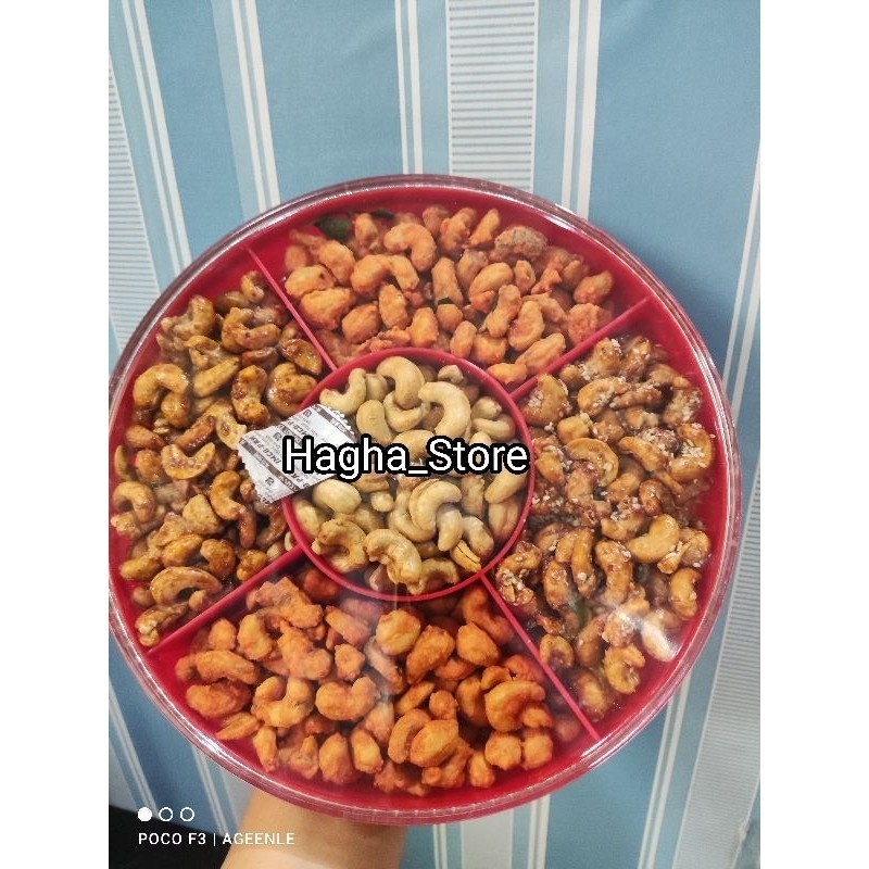 

Kacang Mede Tray 5Rasa 900Gr Enak