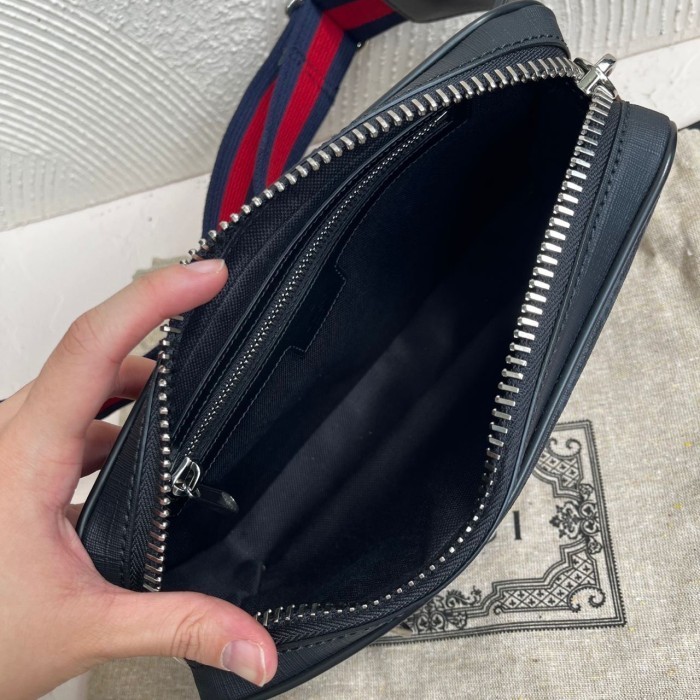 Gucci Gg Supreme Belt Bag In Black