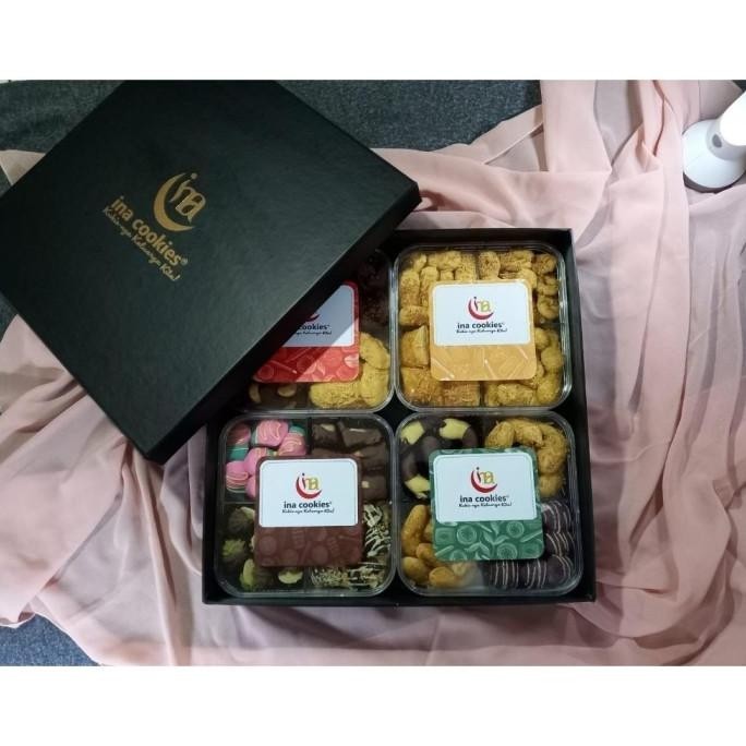 

Ramadhan/Lebaran Eksklusif Premium Hampers/Bingkisan/Parsel/Paket - Uninissaa