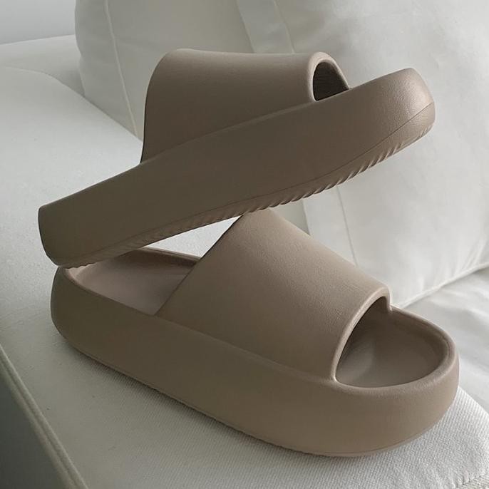 Pillow Feel Korean Rubber Slippers / Sandal Tinggi Karet Premium