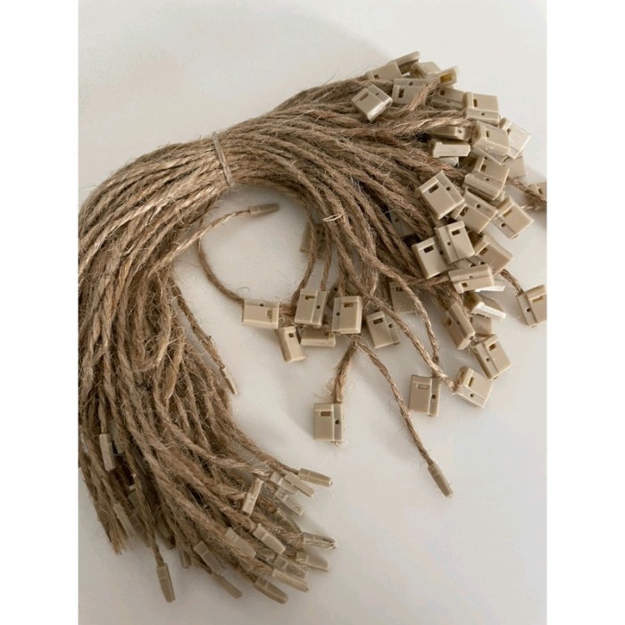 

BARANG TERLARIS Tali Hang Tag Goni Tag Baju Isi 1000 pcs Hang Tag Baju Estetik