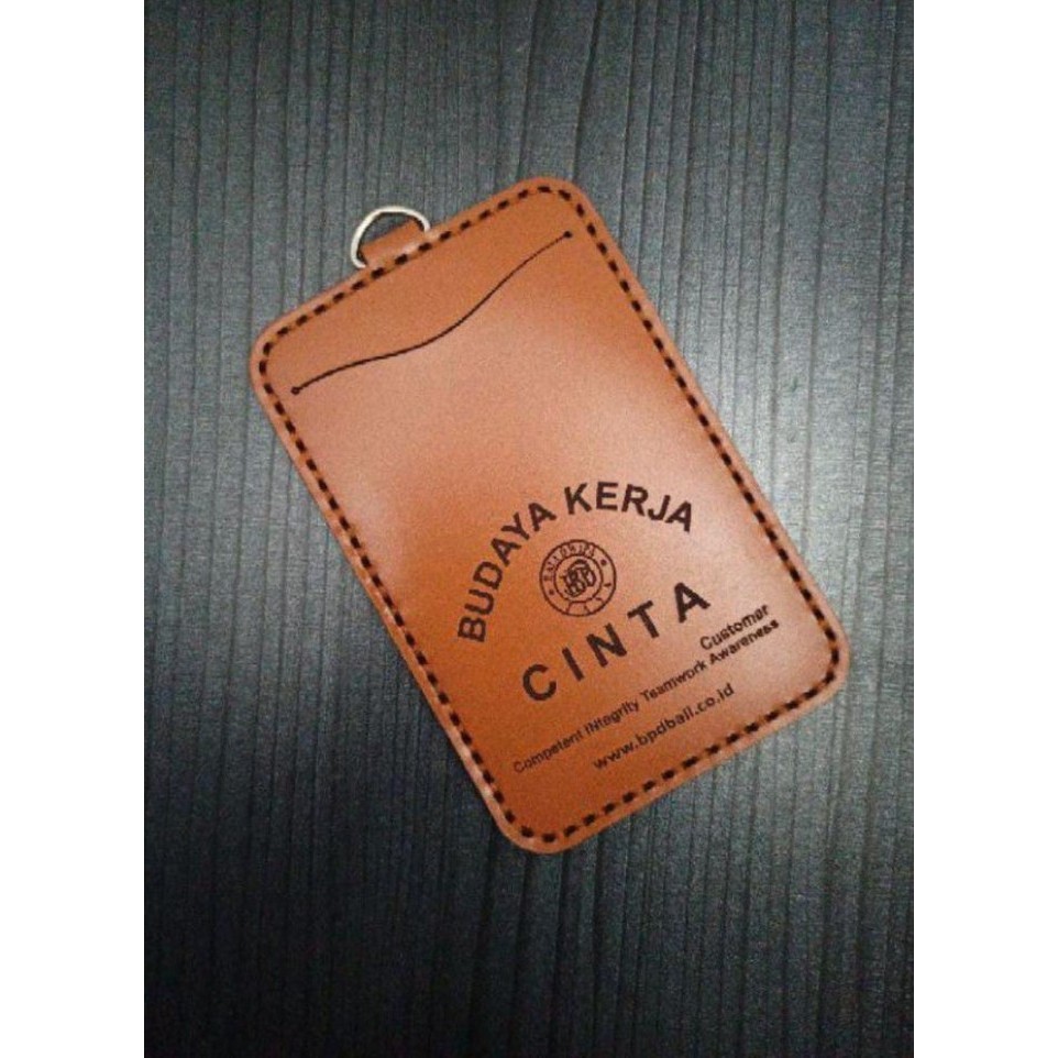 

BARANG TERLARIS Id Card Holder Kulit Asli / Name Tag Kulit Custom / Lanyard Kulit