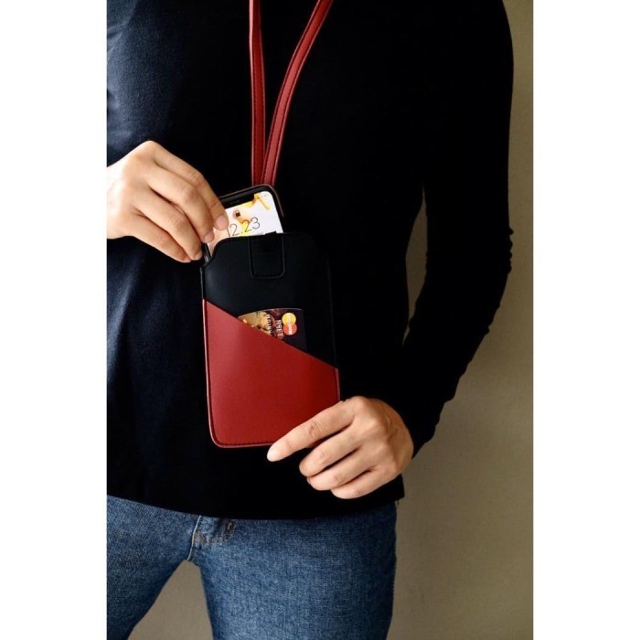 

BARANG TERLARIS Tempat Hand Phone/ Tempat ID Card Warna Merah