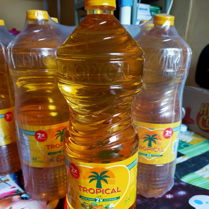 

\"\"\"\] [1 Slop = 6 Botol @2 Liter] Minyak Goreng Tropical Kemasan Botol