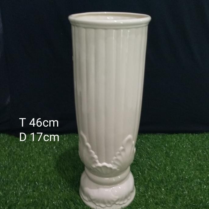 Vas Keramik Salur Tinggi