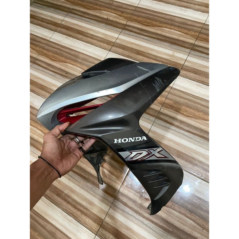 tameng dada dasi depan Revo DX Matic Second Original
