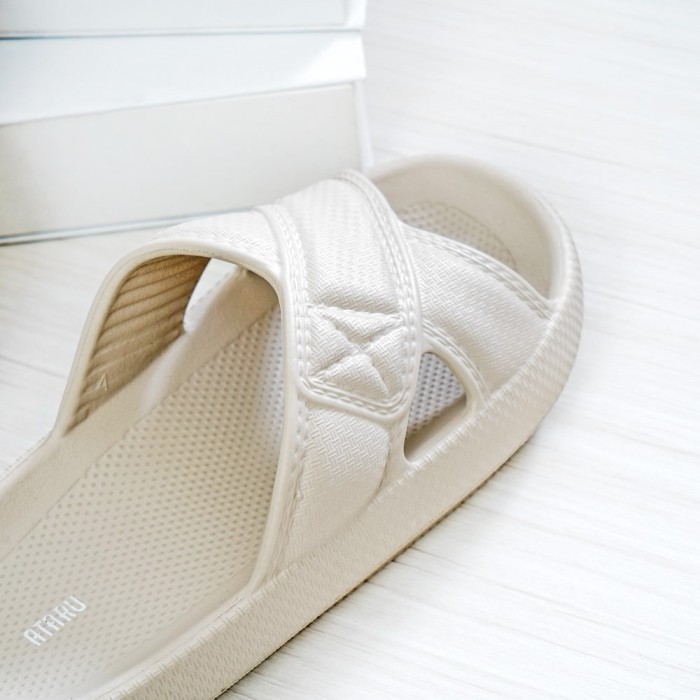 Ace - Ataru Ukuran 37/38 Sandal Thick Slippers X Strap - Krem