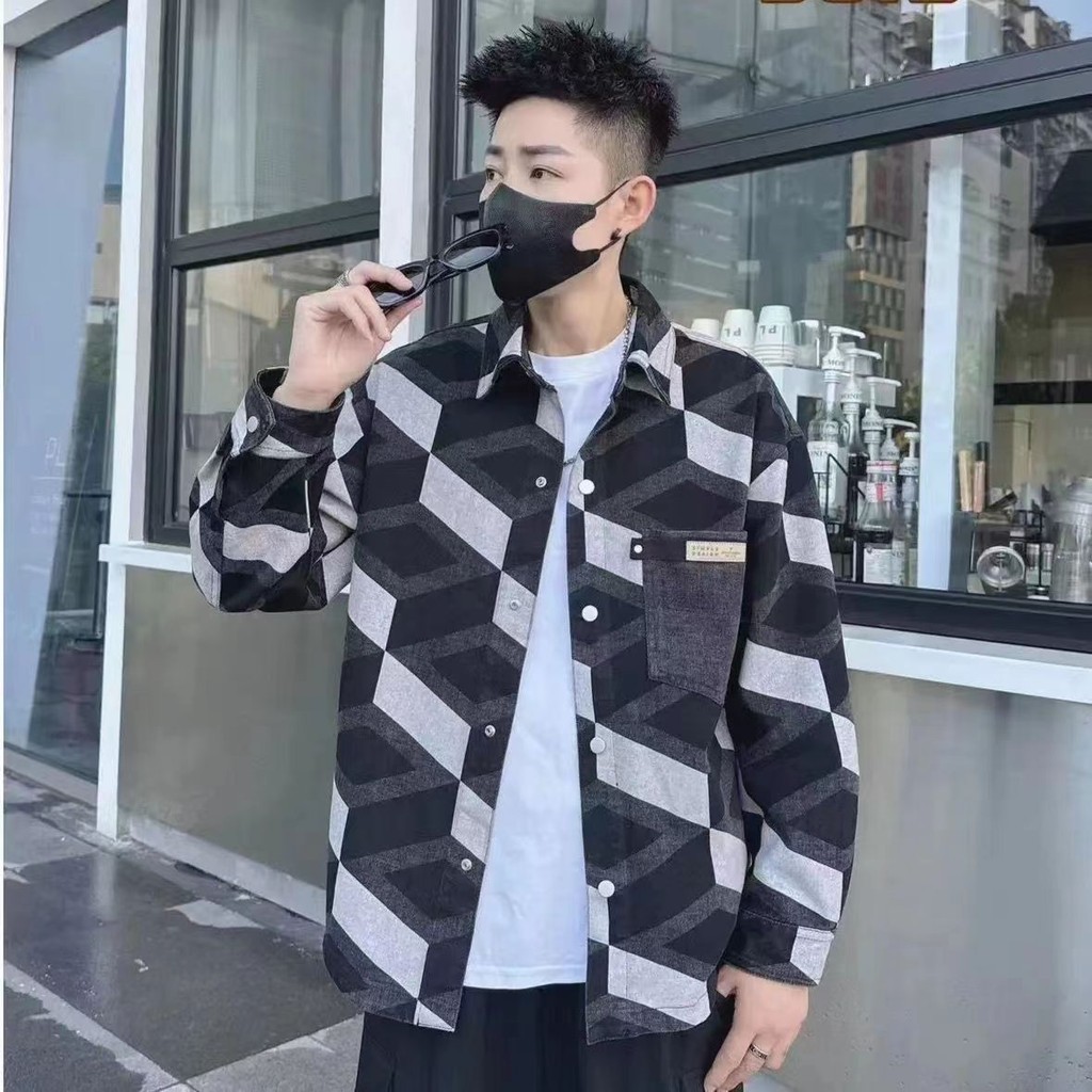 Kemeja Kasual Kotak-kotak Populer Pria Jaket Mantel Kerah Lipat