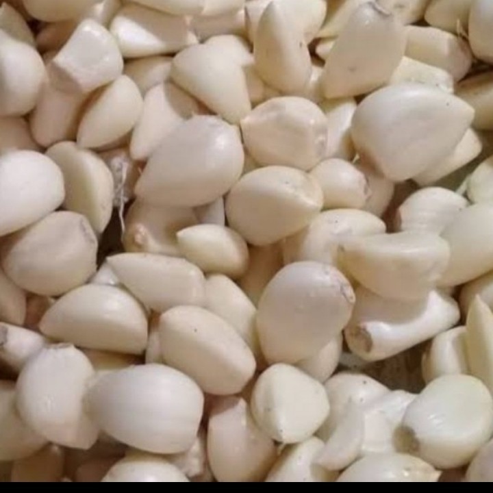 

bawang putih kupas dadakan per 100gram