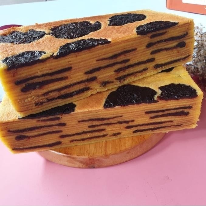 

kue Lapis Legit Prunes 20x20cm LS01