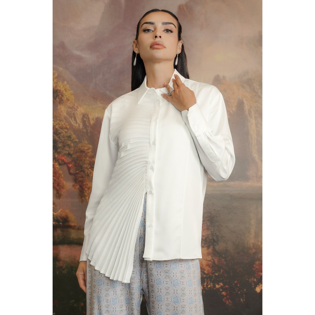 Benang Jarum - Audrey Pleated Top - White