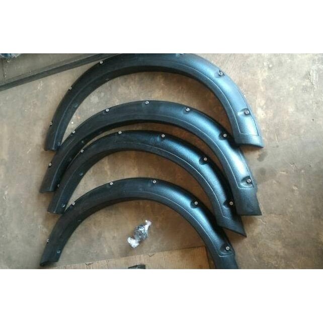 Over Fender Bulat Karet Jimny Katana