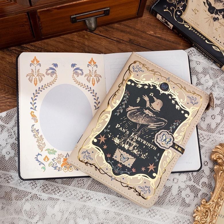 

MAGNETIC NOTEBOOK DIARY PAN'S LABYRINTH / BUKU DIARY PU LEATHER BUKU CATATAN - 0881 3.3