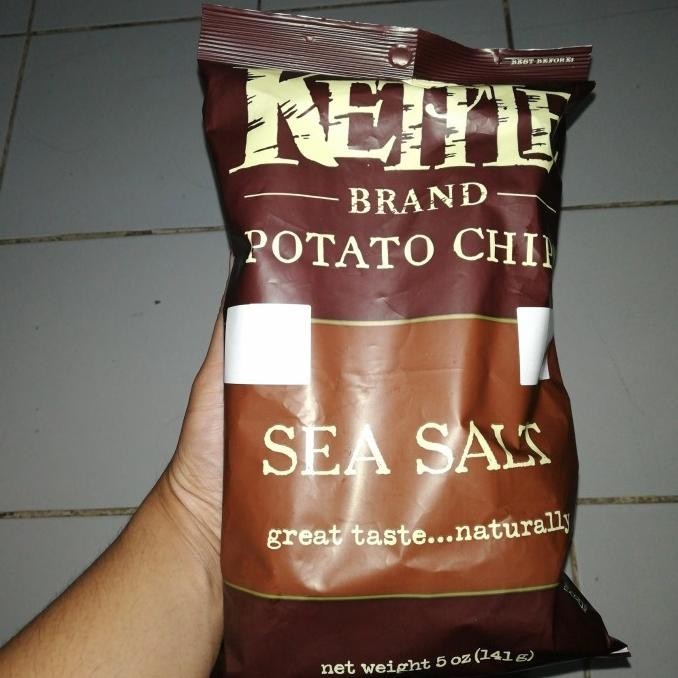 

TERBARU KETTLE POTATO CHIPS SEA SALT 142.GR IMP !!!!!