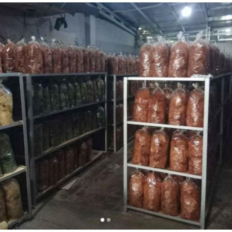 

Keripik Kaca 1Kg/ Kripik Kaca 1 Kg / Kripca / Kripik Kaca Pedas Daun Jeruk