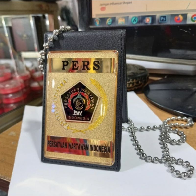 

DOMPET KALUNG KTA ADC PERSARUHAN WARTAWAN INDONESIA BEST QUALITY PREMIUM