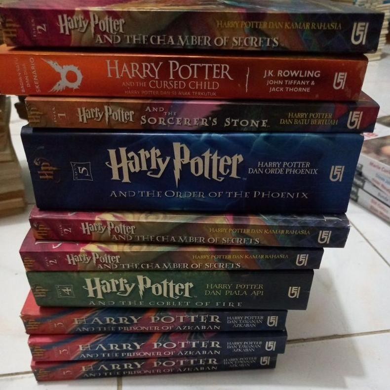 t-56 NOVEL HARRY POTTER. BHS INDONESIA. ORIGINAL BEKAS Premium