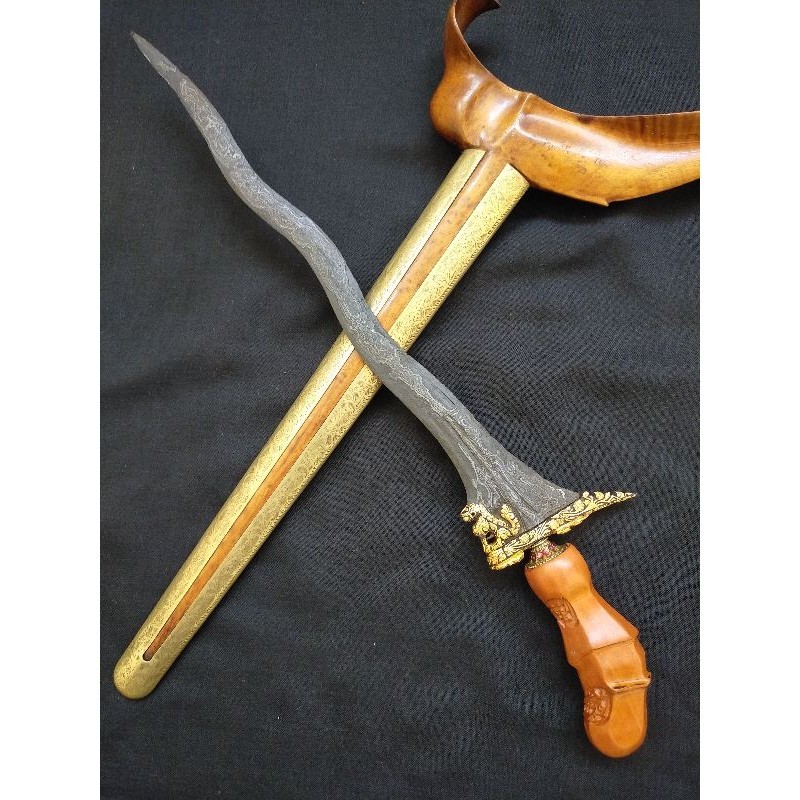 Keris Singo Barong Kinatah Sepuh Emas Pamor Uler lulut Tangguh Mataram