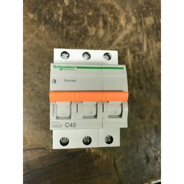 Harga!! MCB Schneider 3 Phase 32 Ampere / MCB 3P 32A Schneider / MCB 3 P 32 A