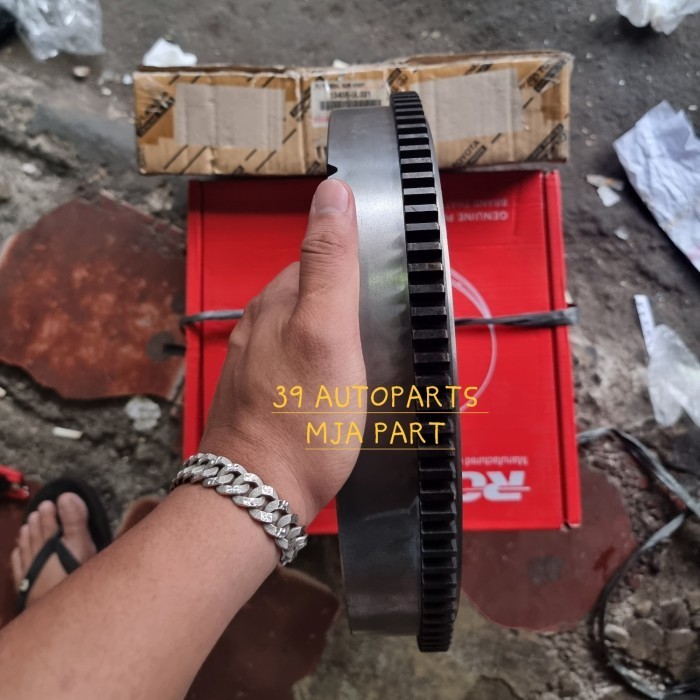 Flywheel Fly Wheel Roda Gila Fortuner Hilux Hiace 13405-0L021 Original