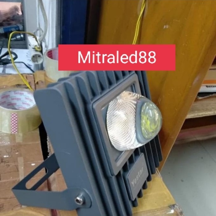 Lampu Sorot Led 50W/50Watt Lensa Yestar Type C Led Floodlight Outdoor Ori