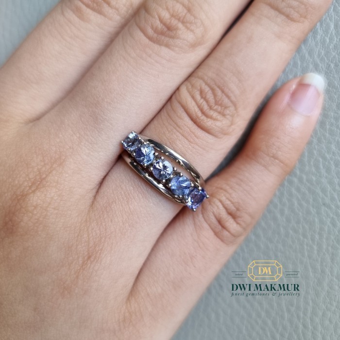 Certified Nice Tanzanite Ladies Ring Sier Gold Plated