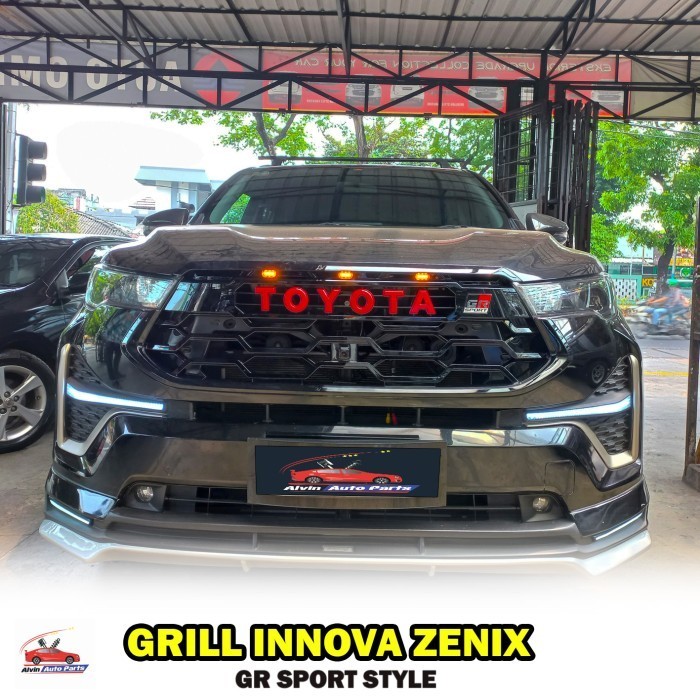 Grill Innova Zenix With Lamp Front Grill Innova Zenix Ori