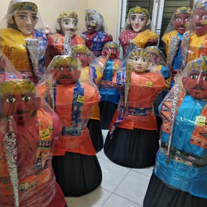 

Ondel Ondel Betawi ukuran 1,2m