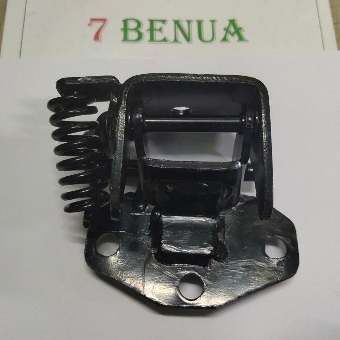 Engsel Pintu Mobil Depan Bawah Kiri Kijang Super Rover Grand Jantan