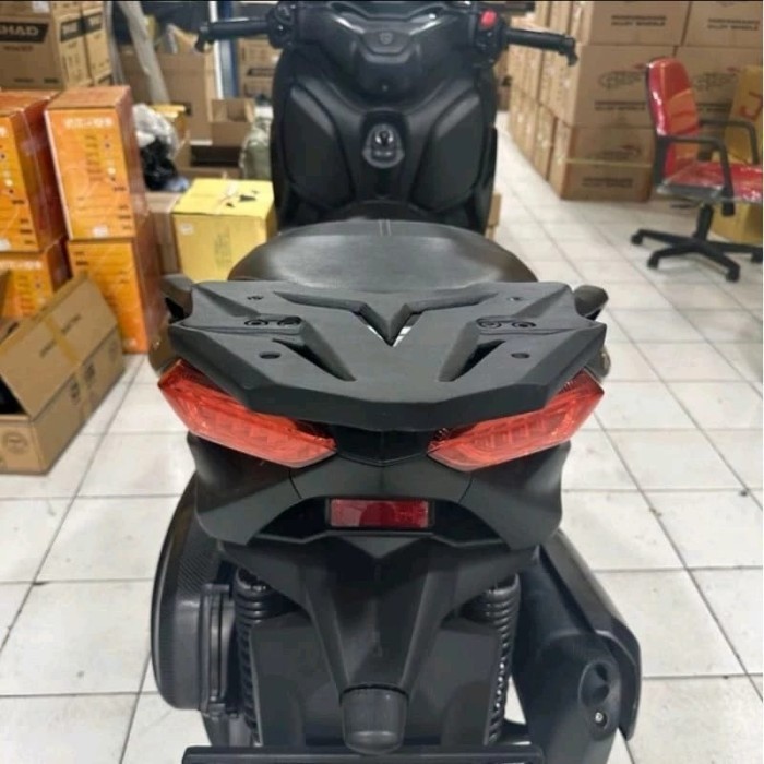 BRACKET TOP BOX YAMAHA XMAX NEW DUDUKAN BOX XMAX 2023 TATAKAN BOX XMAX