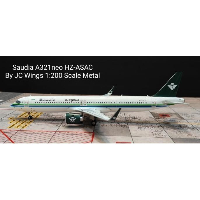 Saudia A321neo HZ-ASAC By JC Wings 1:200 Scale Metal