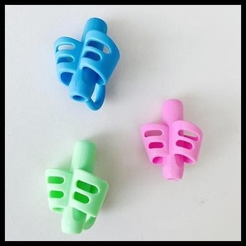 

GRATIS ONGKIR PENCIL GRIP POSTURE CORRECTOR/ ALAT BANTU ANAK BELAJAR MENULIS