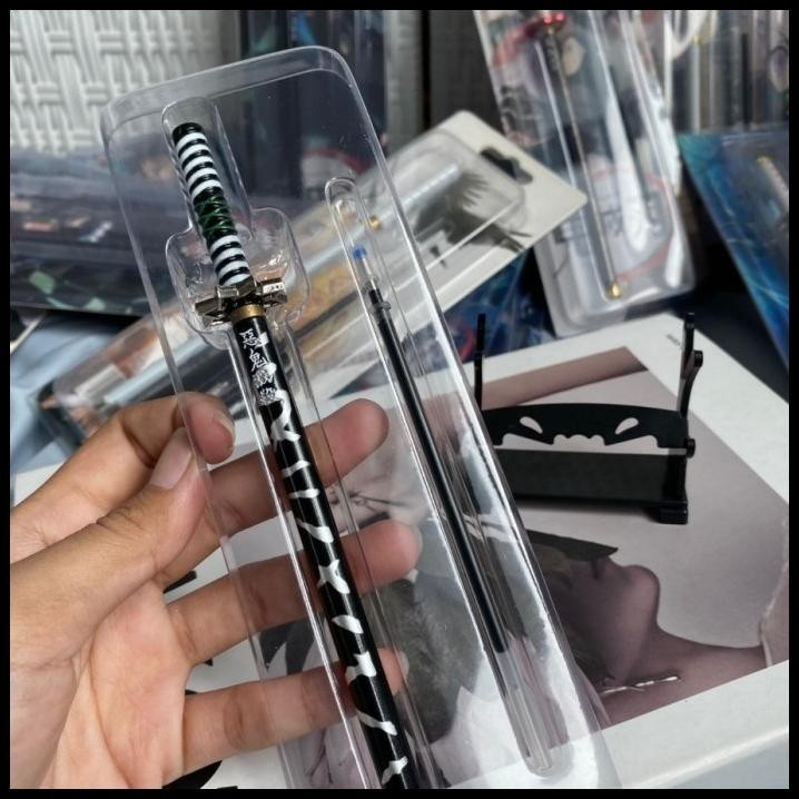 

BEST DEAL PULPEN PAJANGAN PEDANG DEMON SLAYER FREE TINTA HITAM BEST QUALITY !!!!