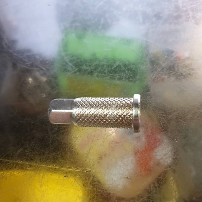 BAUT MUR HEAD NANAS 12