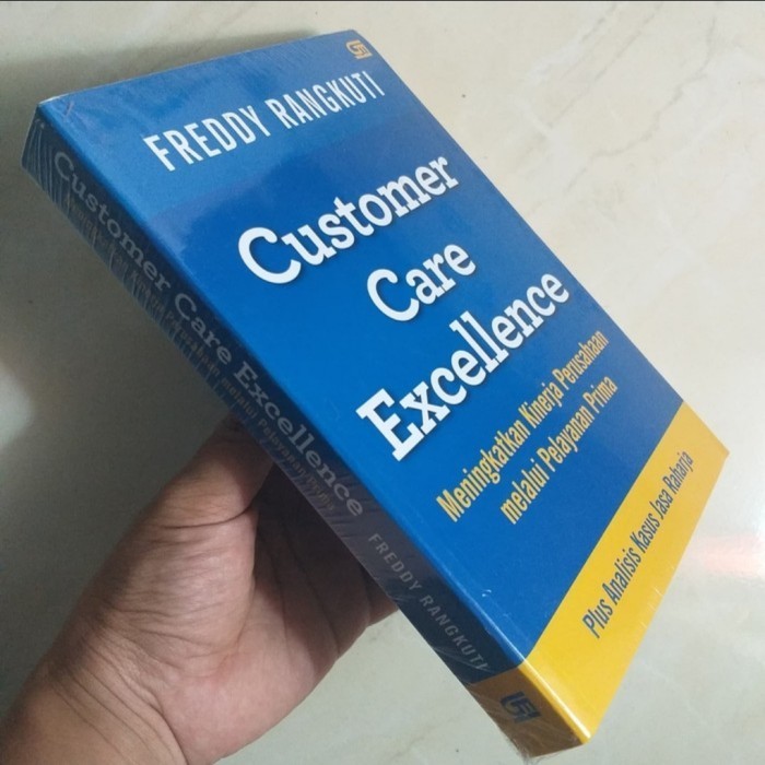 

Buku Customer Care Excellence Original