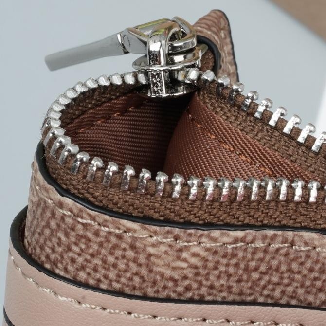 

Coach Card Holder In Signature Canvas Premium Murah Baru