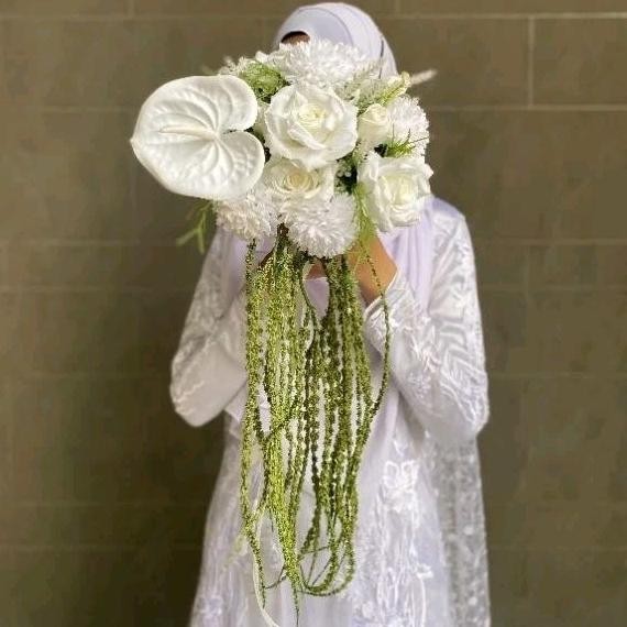 Hand Buket Bunga Wedding pernikahan lamaran tema serba Varian Putih / BUKET PREMIUM / SIAP KIRIM