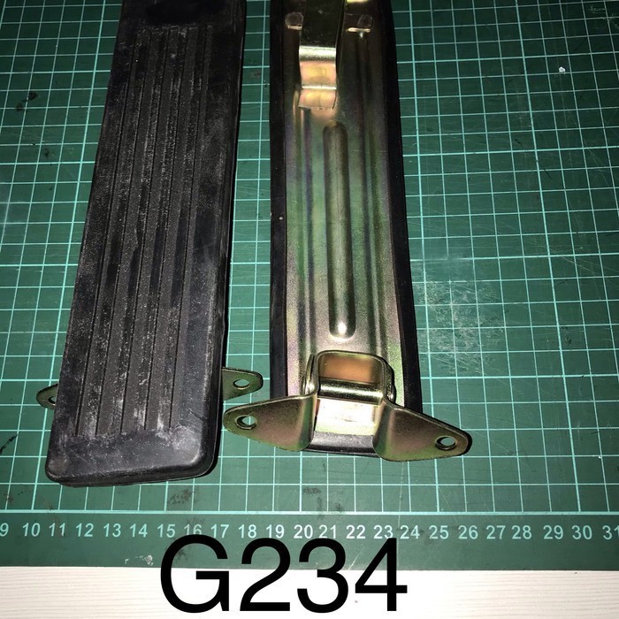 Pedal gas fuso fm215