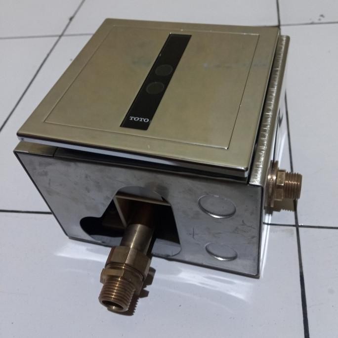 Kran Sensor Urinoir TOTO DUE 106 UEA/DUE106UEA listrik (Baru Copotan)