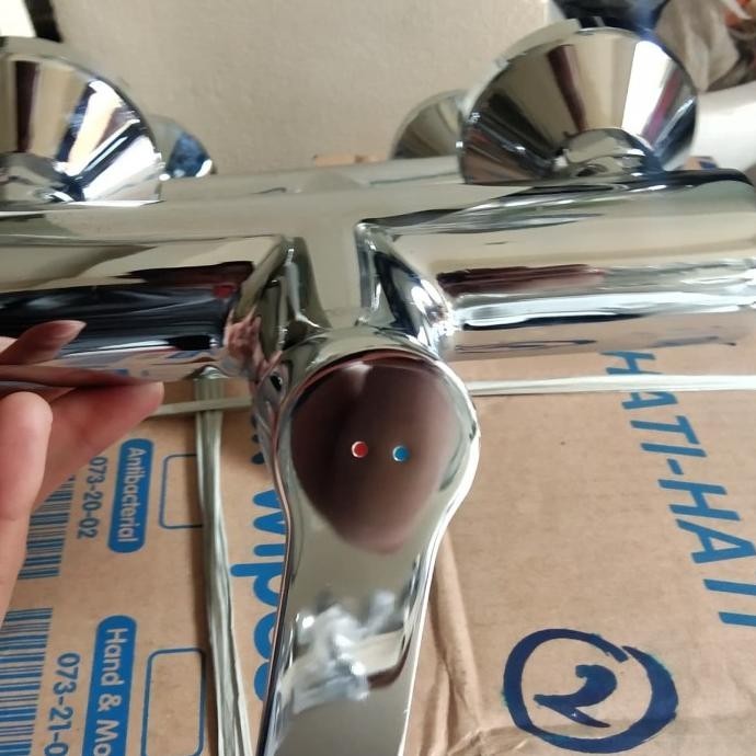 Kran shower panas dingin toto