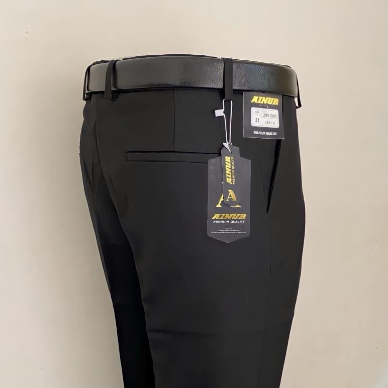 Celana Panjang Bahan Slimfit Pria