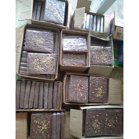 

fg-7 coklat blok silverqueen mix take it 1kg/coklat batangan/coklat kiloan murah/coklat viral Berkualitas