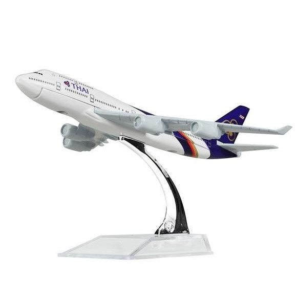 Miniatur Diecast Pesawat Terbang Thai Airways Besi Metal