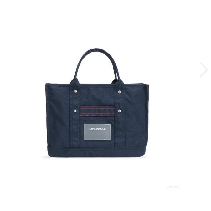 

NEW PRODUK PRE ORDER BEYOND THE VINES CRUNCH CARRYALL 01 ORIGINAL !!!!!
