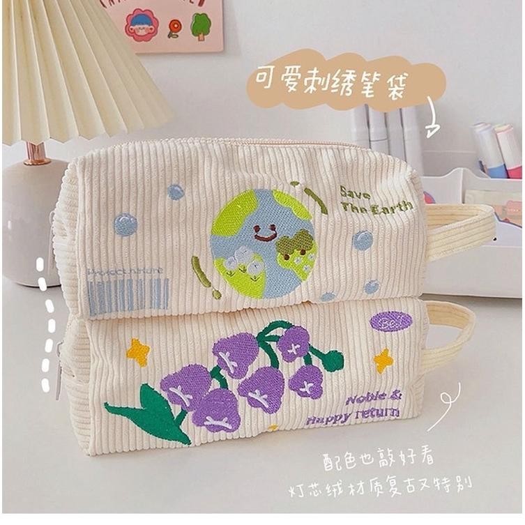 

ter-46 KENSHO Pouch Aesthetic Kain Corduroy Handle Lucu Import / Kotak Pensil Kain / Tempat Makeup / Cute Terlaris