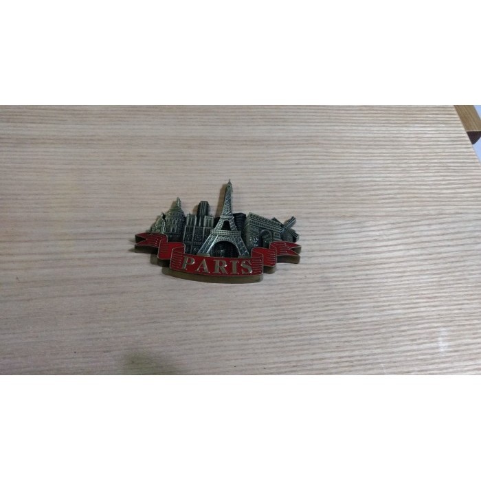 

Magnet paris/ magnet kulkas/ magnet menara Eiffel souvenir paris