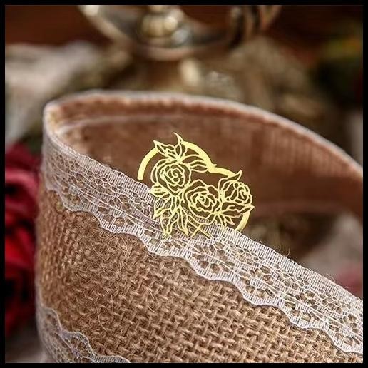 

DISKON PEMBATAS BUKU BUNGA MAWAR BOOKMARK ROSE METAL KADO HADIAH !