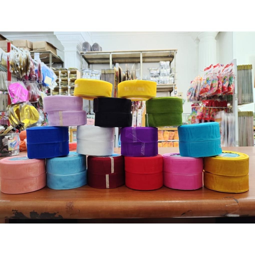 

Pita Organdi Polos 1 Inch (Per Roll)